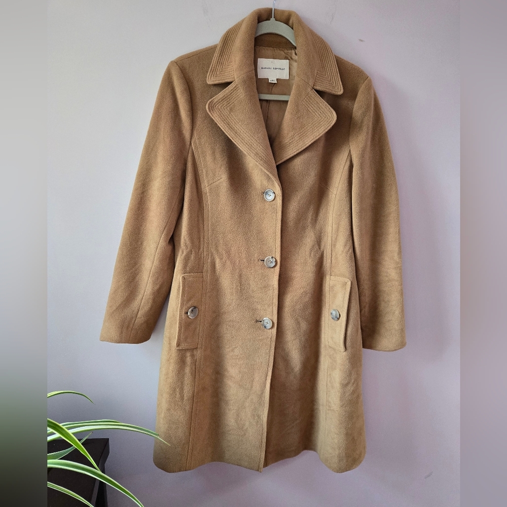 Banana Republic Camel Wool Blend Tailored Long Coat - Size Large - Picture 2 of 11